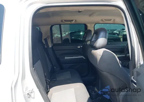 2008 Jeep Patriot Sport from USA, damaged, VIN 1J8FT28088D796513